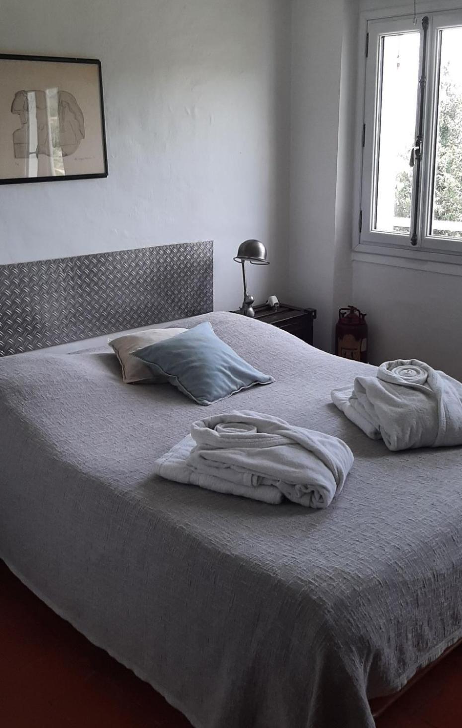 Bed And Breakfast La Grande Lauzade Le Luc Quarto foto